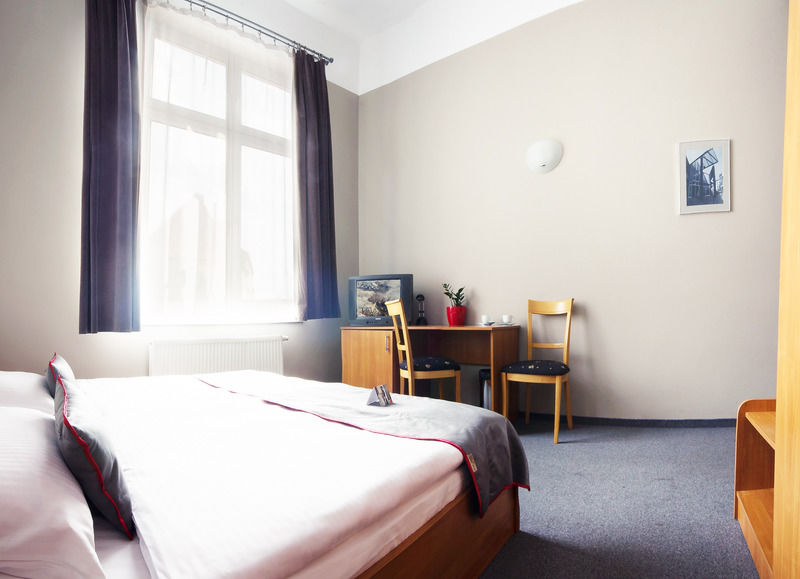 Hotel Diament Economy Gliwice Exterior foto